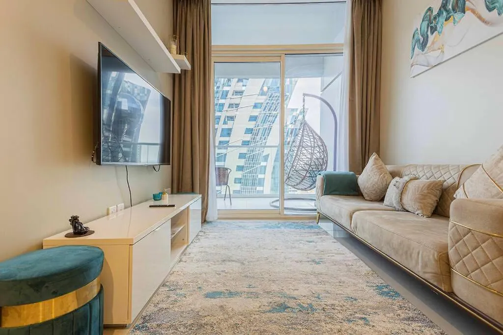 Turquoise - Downtown Dubai 1 Bedroom Apartment Business Bay - Canal View